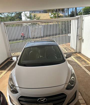HYUNDAI I30 1.8 MPI 16V GASOLINA 4P AUTOMATICO HYUNDAI I30 1.8 MPI 16V GASOLINA 4P AUTOMATICO